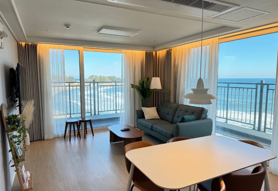 2. 서프리조트 인더..