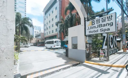 RedDoorz Premium at JjimJBang Hotel Spa