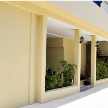 Dhiffushi Tourist Hotel