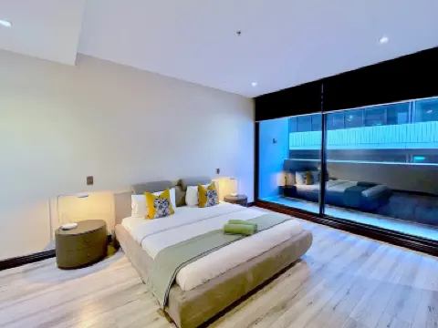 Grand St Kilda 2-story Sub Penthouse At Lucient Hotels in St Kilda Road