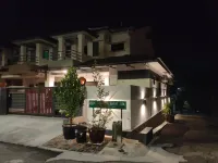 Just Austin Guesthouse Hotels in 