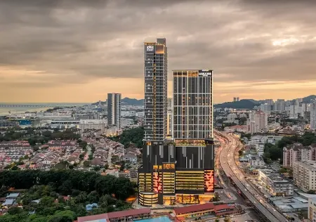 Relax Familystay (Iconic Regency Service Residences Penang)3BR-9pax Отели рядом с достопримечательностью «Homestay Penang Palm Court»