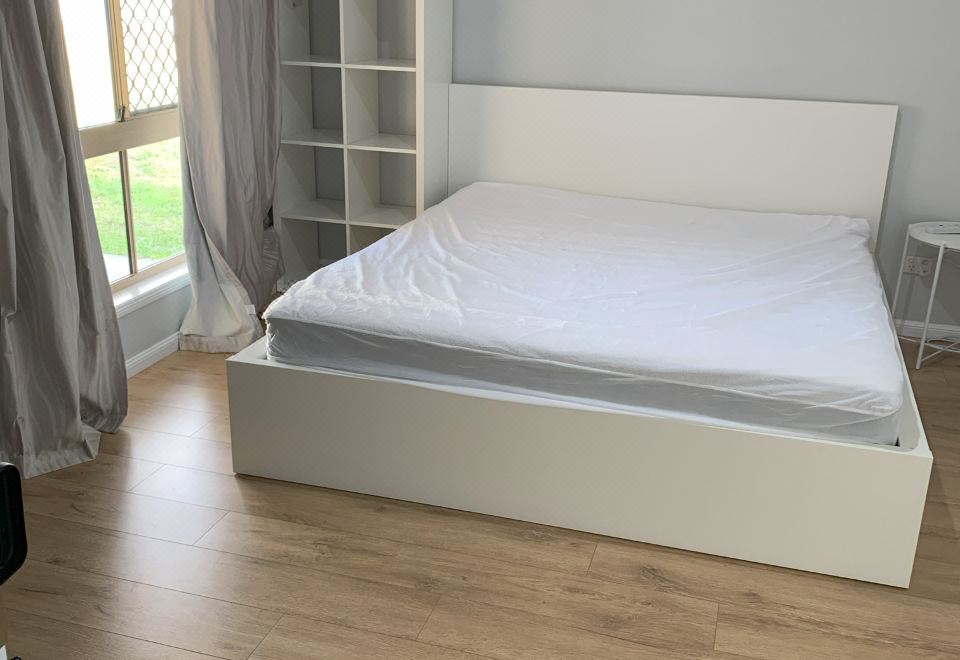 Coopers Plains Home Stay