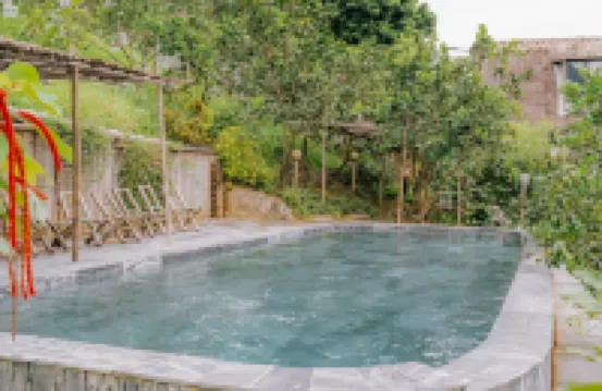 Lagom Village- Swimming Pool- Dong Do lake Hoteles en Phổ Yên