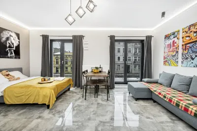 Lumina comfy apart near the railway station โรงแรมใน