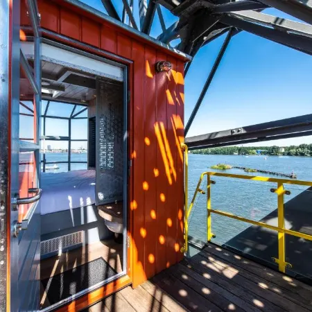 Numa Amsterdam The Crane Отели рядом с достопримечательностью «Мост Питон»