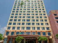 Long Hotel Marble Moutain附近的飯店
