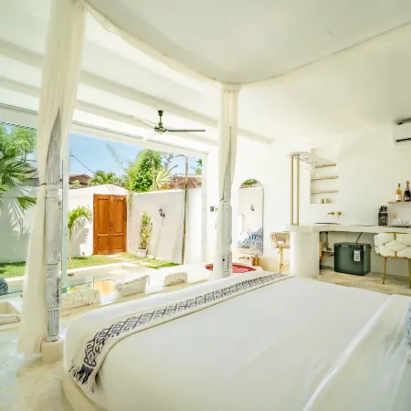 Valentina Villas Uluwatu Отели рядом с достопримечательностью «Паданг-Паданг»