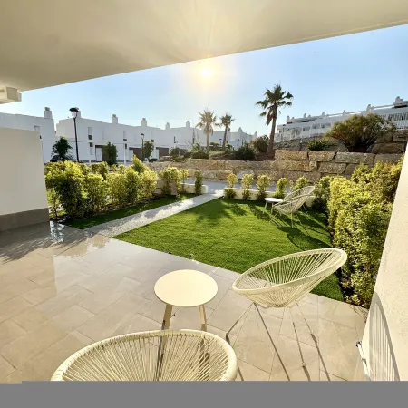 Lirios Residencial Block 2 Garden 4