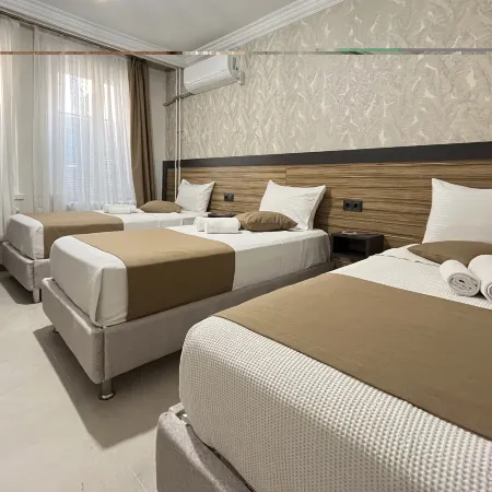 Hotel Gazi
