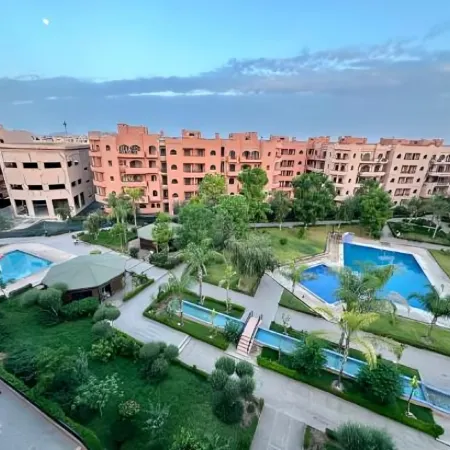 Chez Mams Guest House - Private Rooms in a Resort-Style Apartment Complex