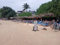 Shinestar Villa Mirissa - Villas