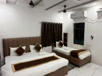 Jamuna (P) Guest House Hôtels à proximité de : Temple Durga
