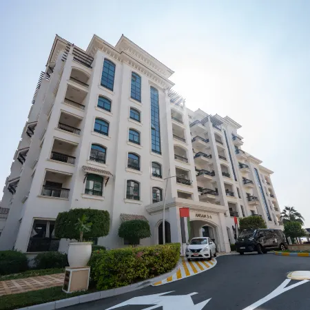 Luxury 2BHK | Near Yas Waterworld & Warner Bros