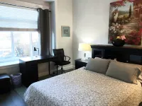 Convenient location by Metrotown. Modern 1 bed 1 bath - 3 stelle