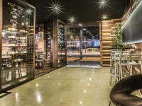 Santa Barbara Real Hotel Hotels near AR Convention Center