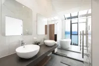 The Alpine Lakeview Luxe Retreat by Peakhost