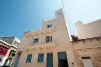 The Three Trees Apartments