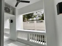 Cozy & Sleek New 1BR Suite @ Straits Quay Suites - New
