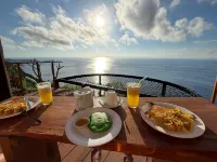 Suwehan Cliff Cottage with Hammock Nusa Penida Hotels near بوكيت تيليتوبيز