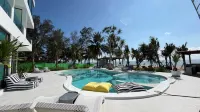 Sunrio Beach Hotel - Sea View