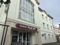 Jipek Joli Hotel - 3-Star