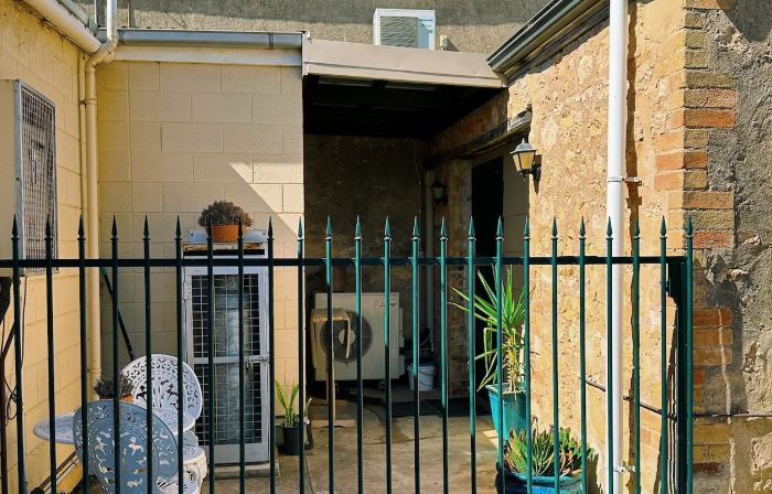 Cottage Bliss on Moonta Main St
