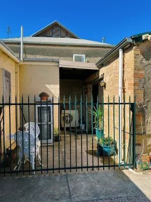 Cottage Bliss on Moonta Main St - 3-Star