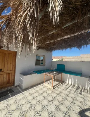 Cozy 2Bedroom Apartment with Sea View Rooftop - 2-Star