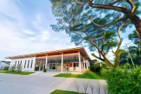 베스트 타임 풀 스위트 Chalong Bay Rum Distillery 주변 호텔