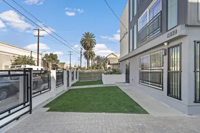 Luxury apartment Hotel in LA downtown