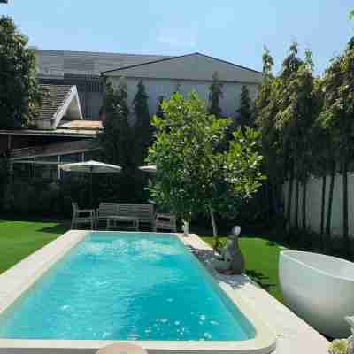 Bangkok Pool Villa 15 Fitness & Recreational Facilities