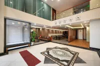 Sunshine Airport Hotel