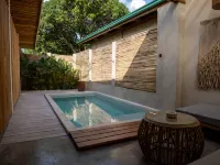 Elegant Villa with private pool El Nido  호텔
