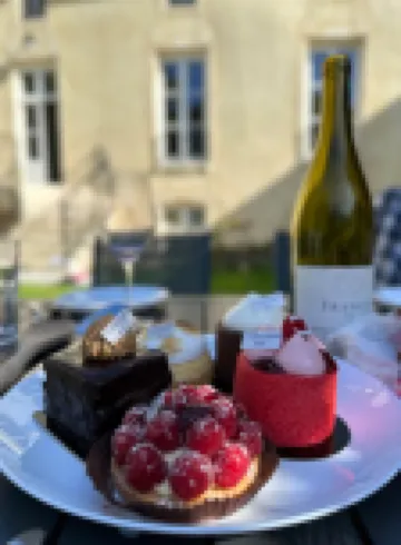 Historic 3BR Home • Bayeux Center