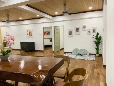 {Free Wifi}Spacious Wooden TOP Floor Apartment Hotels in 
