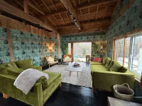 Rusutsu Tsuru 1 with Fireplace near Ski Resort