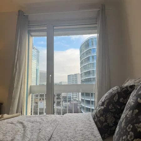 Spacious 1BR • 4 Guests • La Défense • Metro 5 min