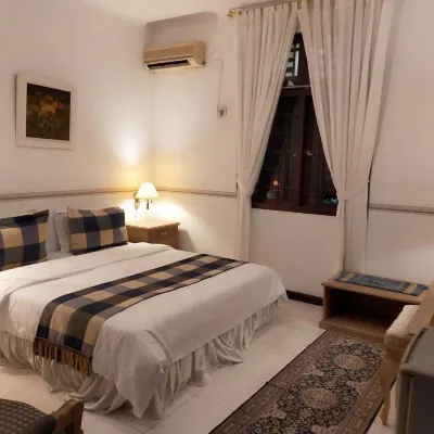 Cozzy  boutique hotel mayang Hotel berhampiran Pantai Cimpago Padang