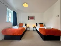 Relaxing 4BDR House | Garden, Fast Wi-Fi & Parking - 2 stelle