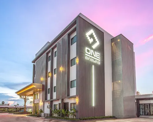 โรงแรม One สกลนคร โรงแรมในสกลนคร