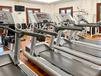 Large & Luxury Menteng Apt 3BR w/ Pool, Gym Wi-Fi