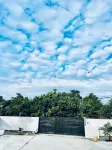 The Rina Homestay• Private Pool • Karaoke • BBQ Hotel a Si Rusa