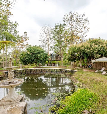 รูปภาพของVilla Lacroix Luxury Organic Farm Stay w Bathtubs