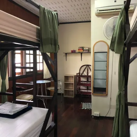 Marissa Hotel Отели рядом с достопримечательностью «Пляж Хадрин»
