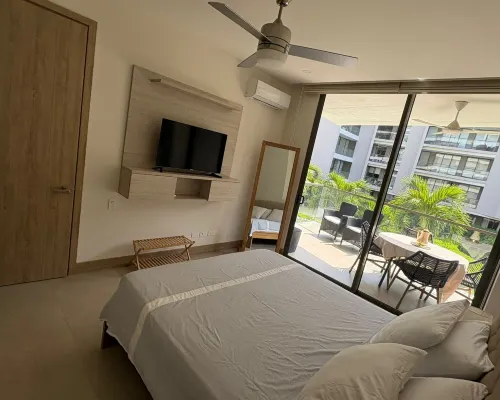 Apt 2 rooms with private beach and ideal pool Hotels near مانزانيلو