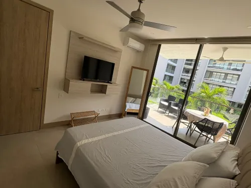 Apt 2 rooms with private beach and ideal pool - アパートメント