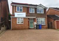 Badger Haven: Apt 3 | Cosy Apartment in Brackley - 3-Star