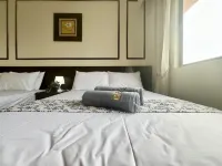 Melaka D'savoy Afamosa Resort for 12PAX Pool View by BeeStay