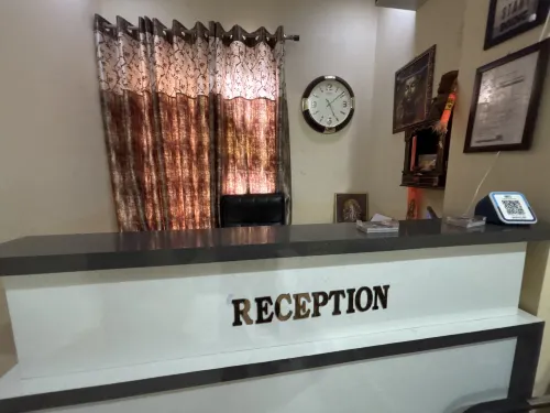 AK HOTEL & RESTAURANT - parking